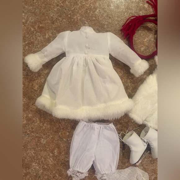 Vintage Winter Fashion Doll, Faux Fur Shrug, Dress, Lace Up Ice Skates, Scarf + - Picture 2 of 16